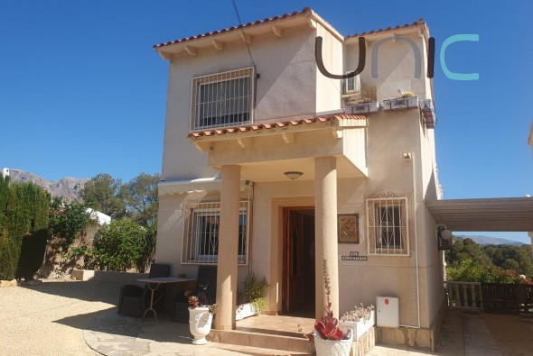 Casa adosada · Venta · La Nucia · La Nucia