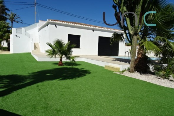 Chalet independiente · Venta · Albir · Albir