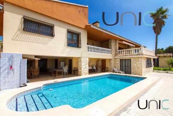 Chalet independiente · Venta · La Nucia · La Nucia