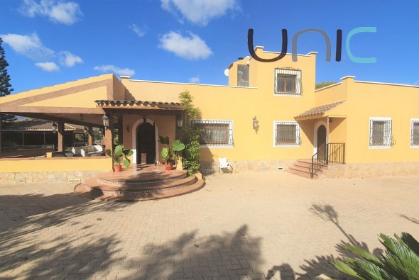Finca - Verkoop - Albir - 1697