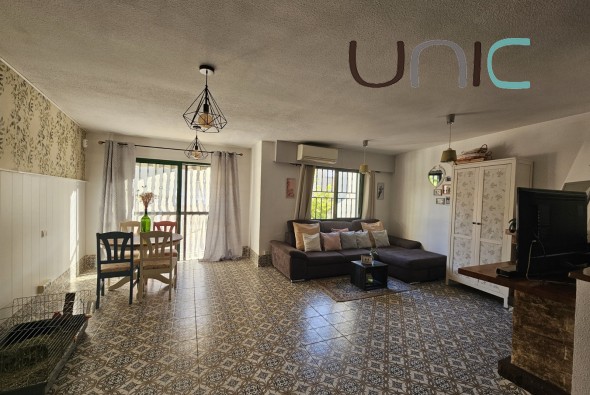 Townhouse - Sale - La Nucia - 2275