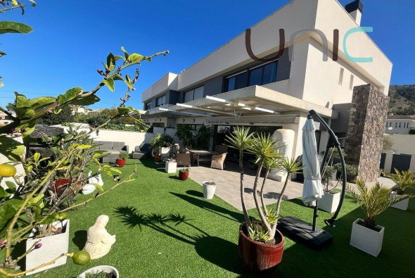 Townhouse - Verhuur op lange termijn - Albir - Albir