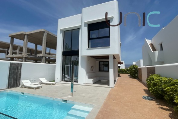 Villa · Nueva construcción  · Albir · Albir