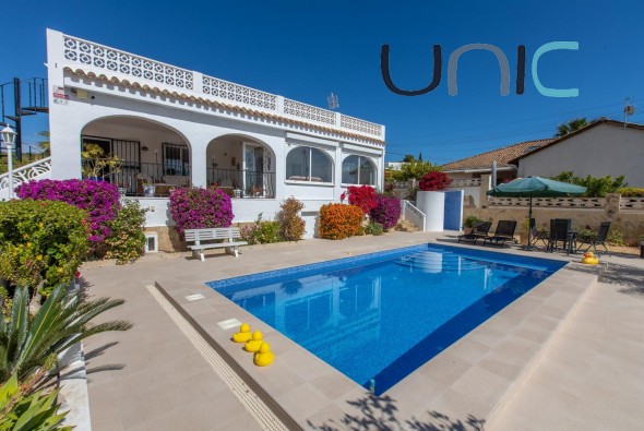 Villa - Resale - Alfaz del Pi - 2256