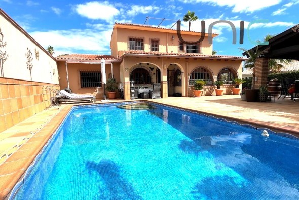 Villa - Resale - La Nucia - 2289