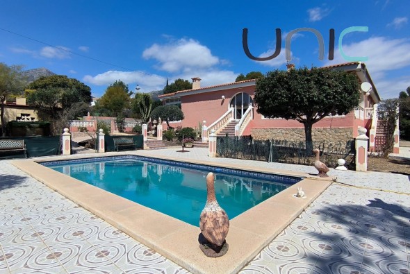 Villa - Resale - La Nucia - La Nucia