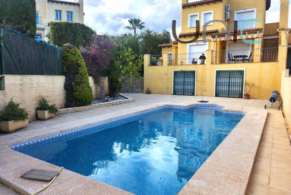 Villa - Resale - La Nucia - La Nucia