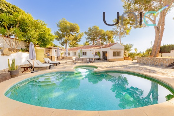 Villa - Resale - La Nucia - La Nucia