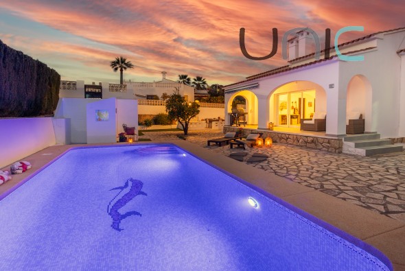 Villa - Sale - Alfaz del Pi - 2226