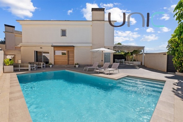 Villa - Sale - Alfaz del Pi - 2345