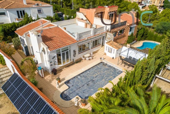 Villa - Sale - La Nucia - 2205