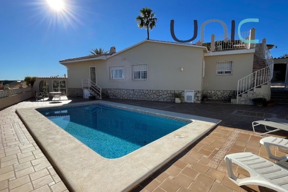 Villa - Sale - La Nucia - 2219