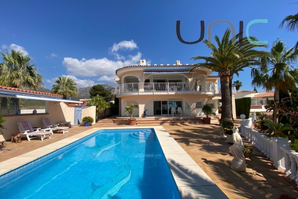 Villa - Sale - La Nucia - 2243
