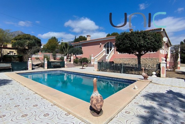 Villa - Sale - La Nucia - 2346