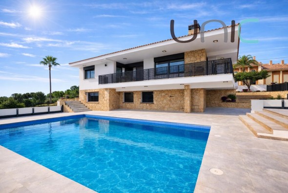 Villa - Venta - La Nucia - La Nucia