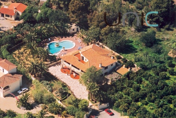 Villa - Verkoop - Alfaz del Pi - 1296