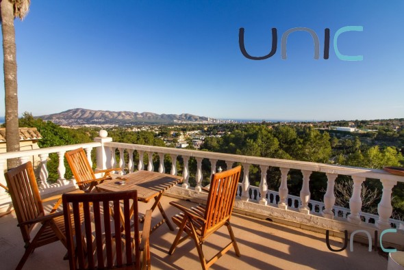 Sale - Villa - La Nucia