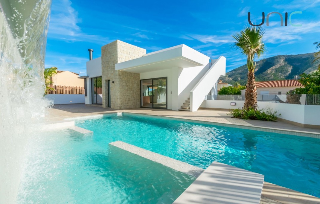 Nueva construcción  - Villa - Albir