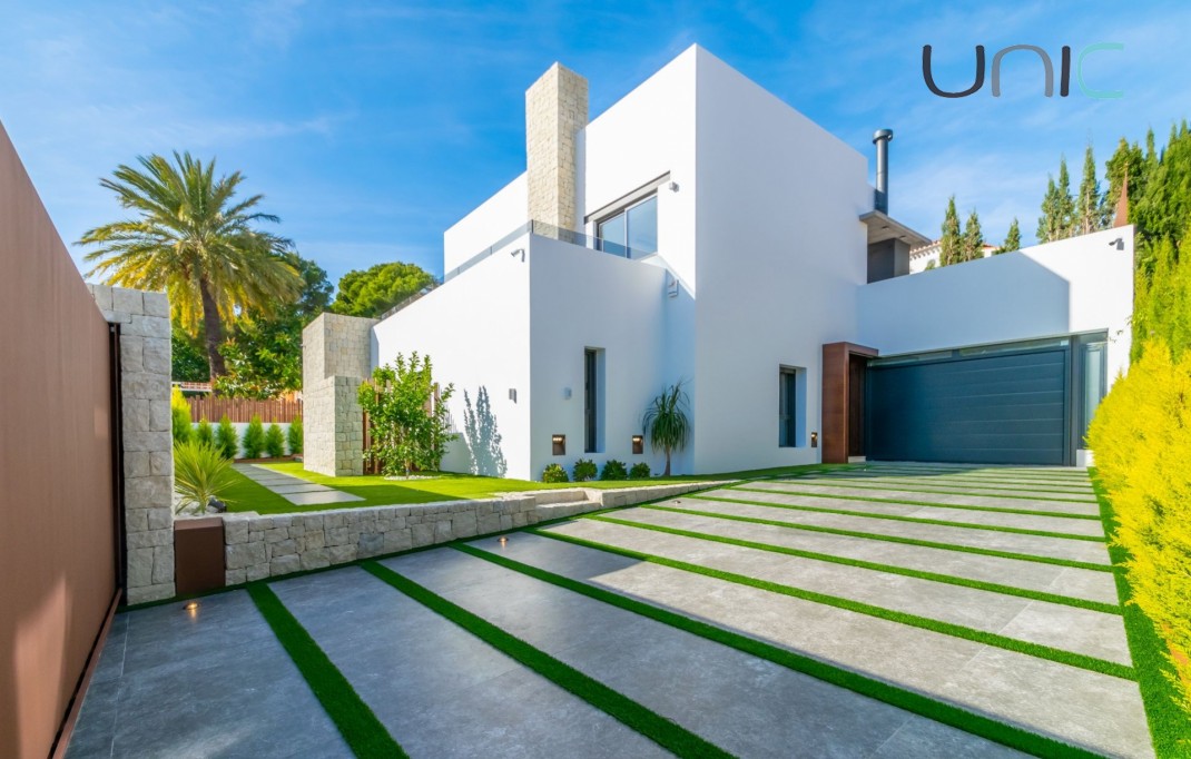 Nueva construcción  - Villa - Albir