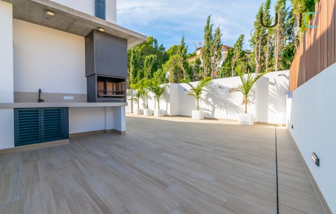 Nueva construcción  - Villa - Albir