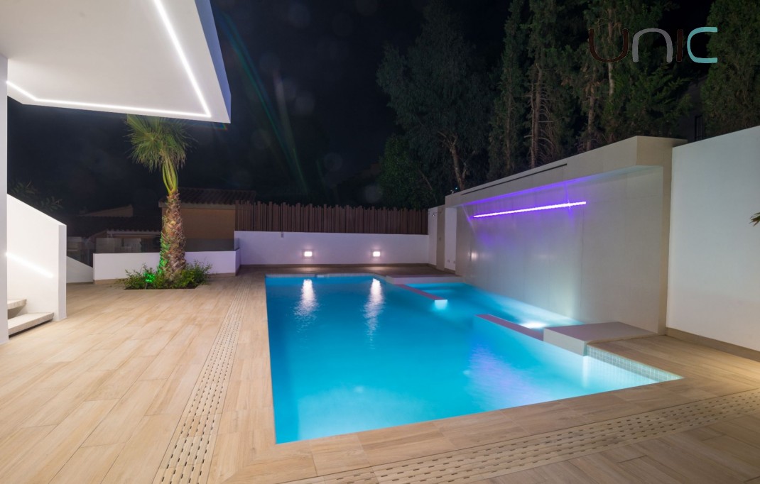 Nueva construcción  - Villa - Albir
