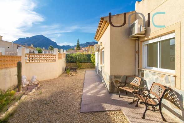 Venta - Chalet independiente - La Nucia