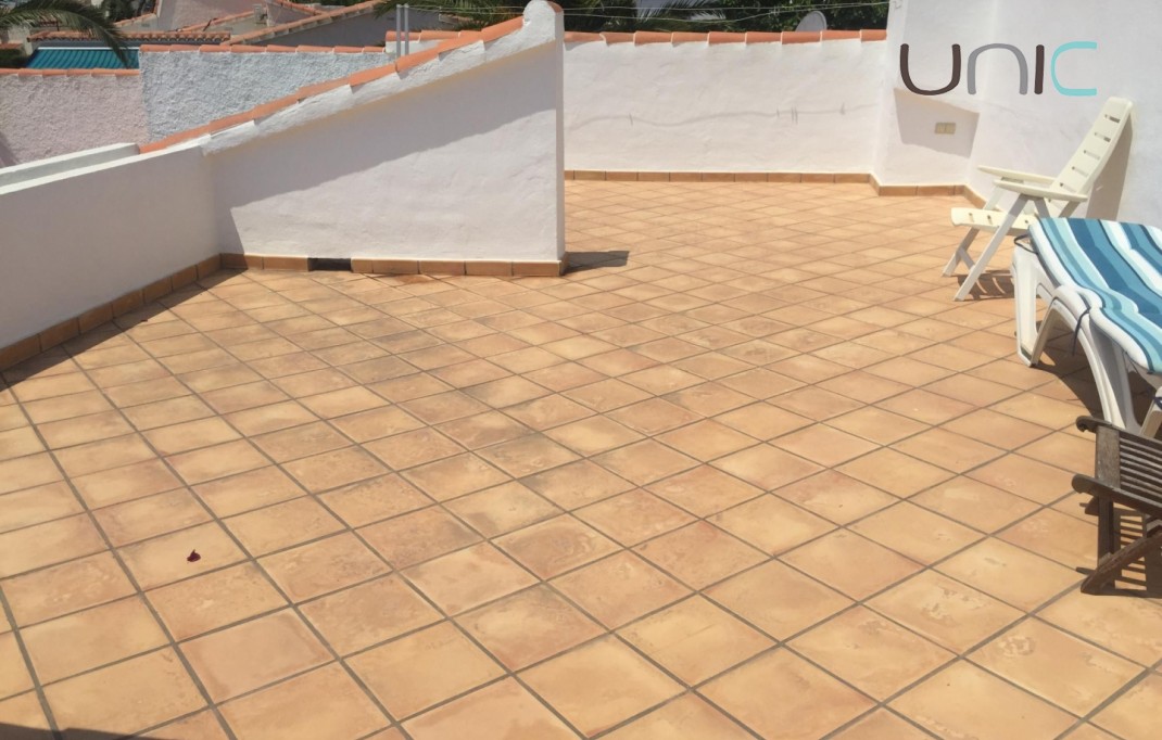 Resale - Villa - La Nucia