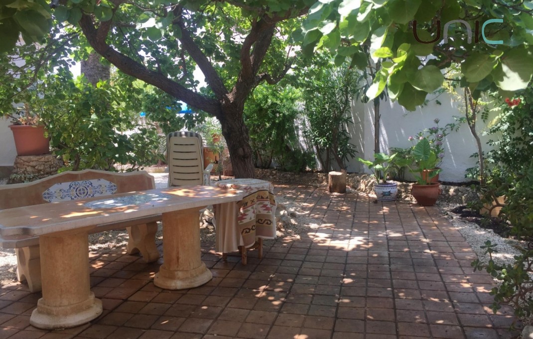 Resale - Villa - La Nucia