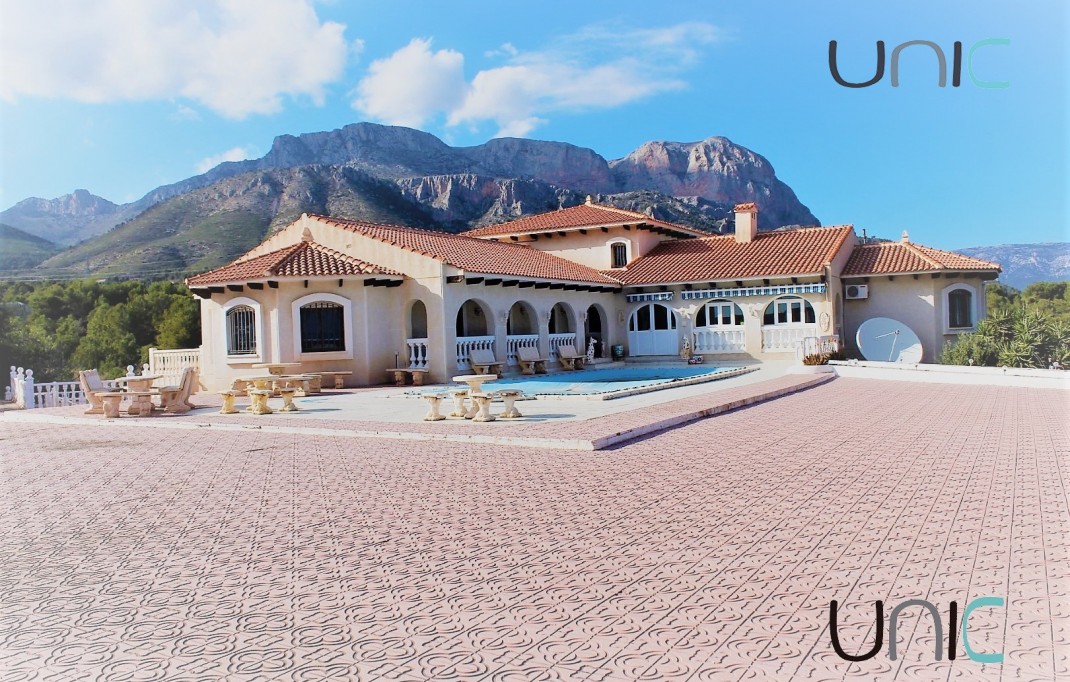 Venta - Villa - La Nucia