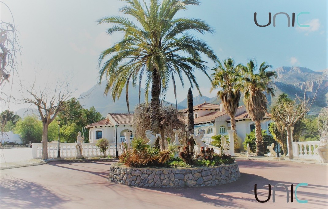 Venta - Villa - La Nucia