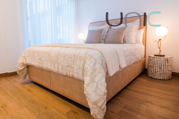 Resale - Villa - Polop de La Marina