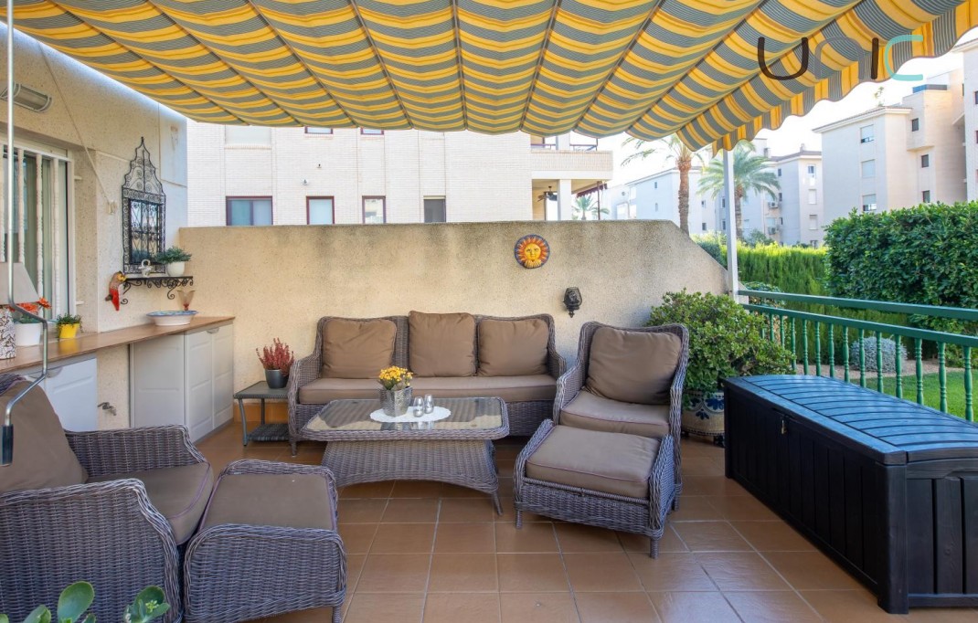 Resale - Wohnung - Albir