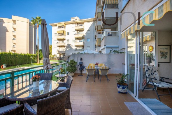 Resale - Wohnung - Albir