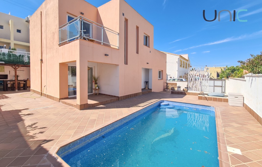 Venta - Chalet independiente - Alfas del Pí - Albir