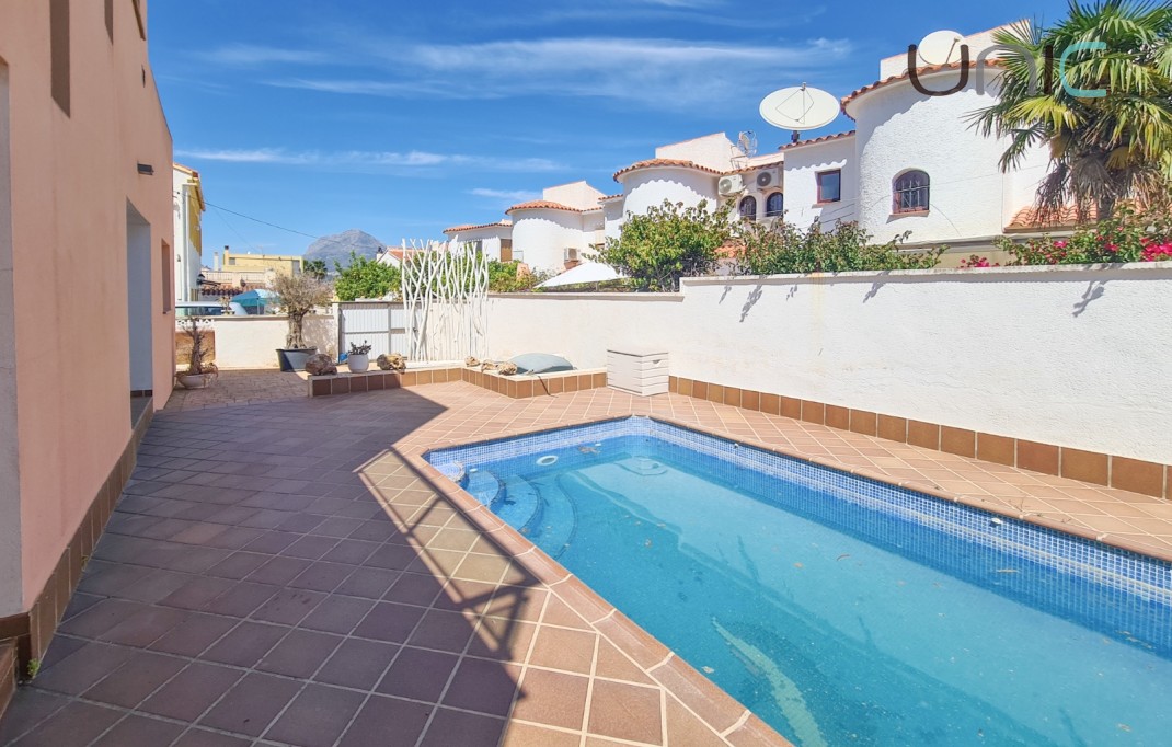 Verkoop - Detached Villa - Alfas del Pí - Albir