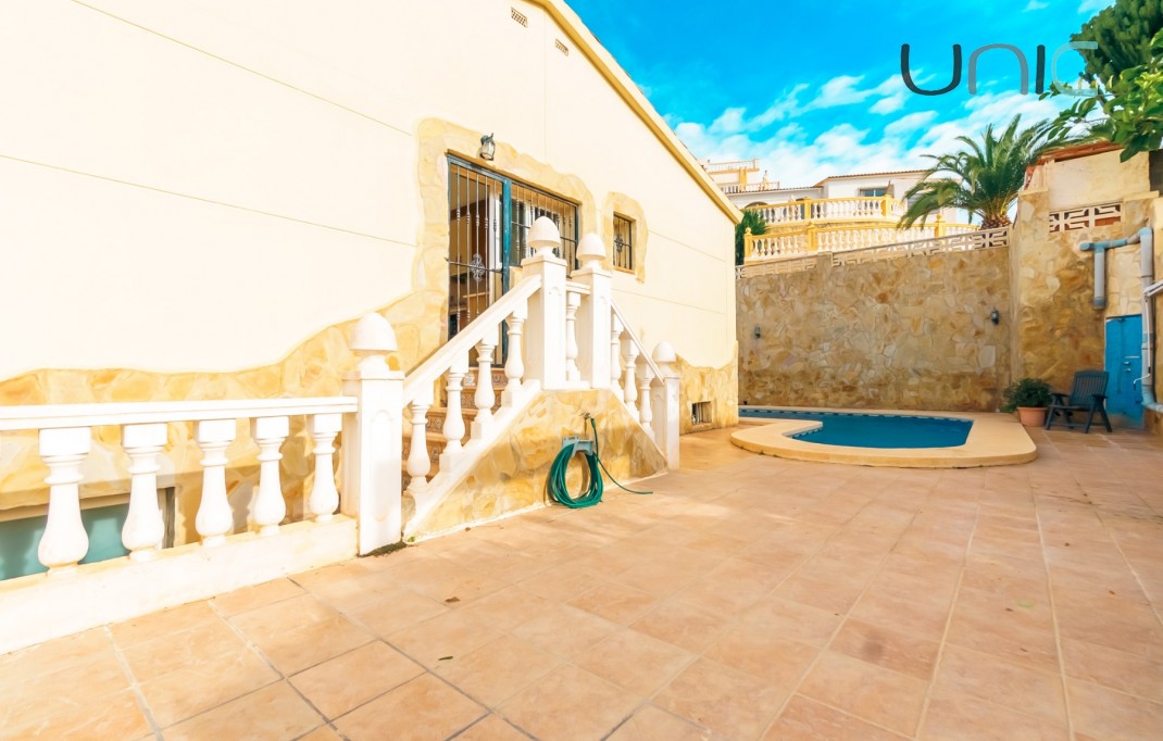 Venta - Villa - La Nucia