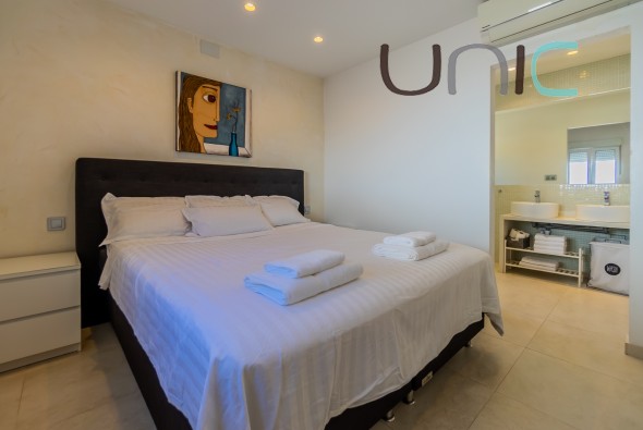 Sale - Villa - La Nucia - Barranco Hondo