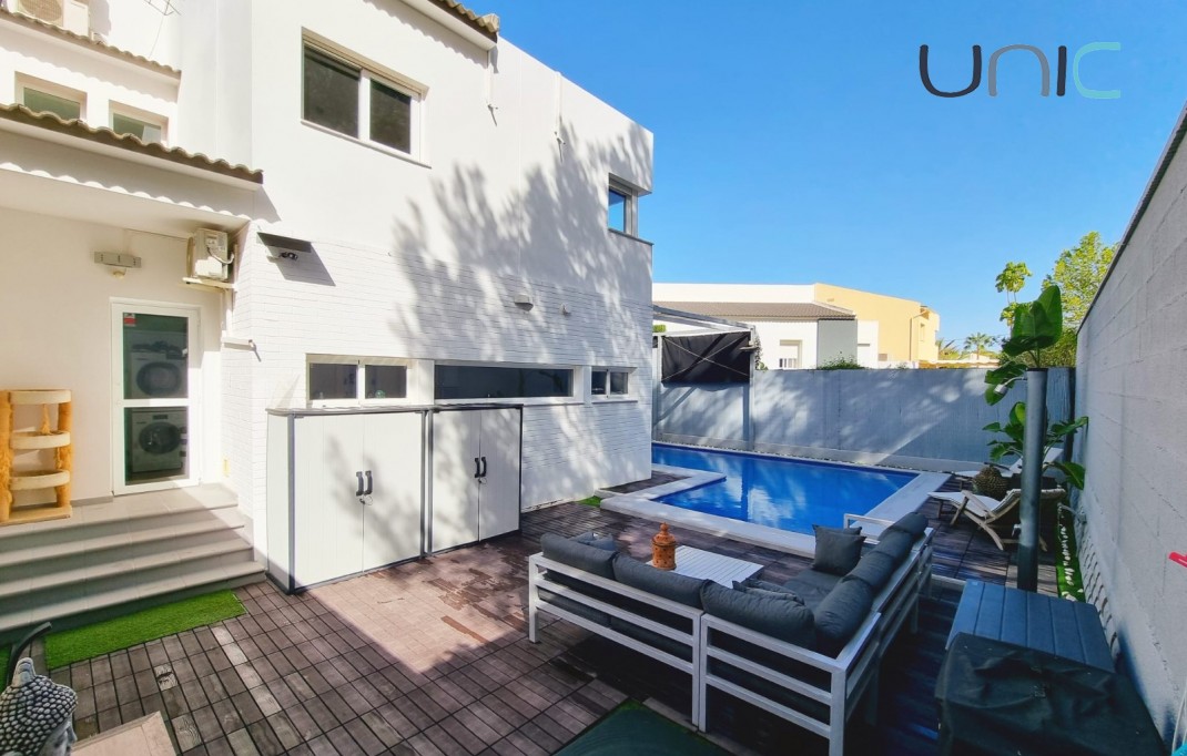 Sale - Villa - Albir