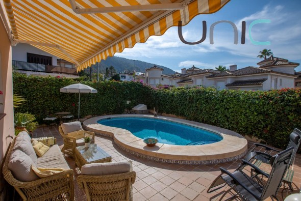 Venta - Chalet independiente - Albir