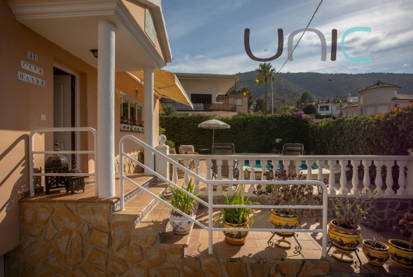 Venta - Chalet independiente - Albir