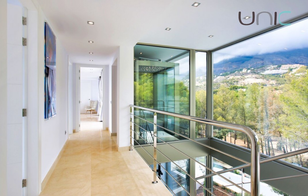 Resale - Villa - Altea