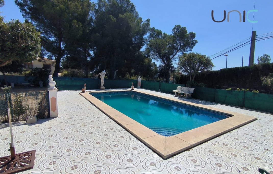 Sale - Villa - La Nucia