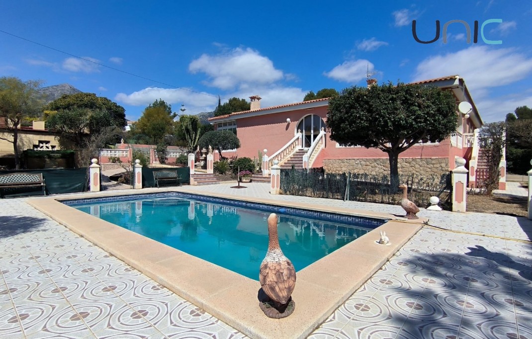 Sale - Villa - La Nucia