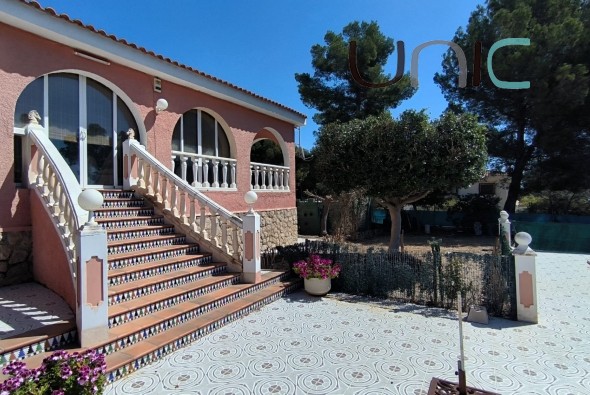 Sale - Villa - La Nucia