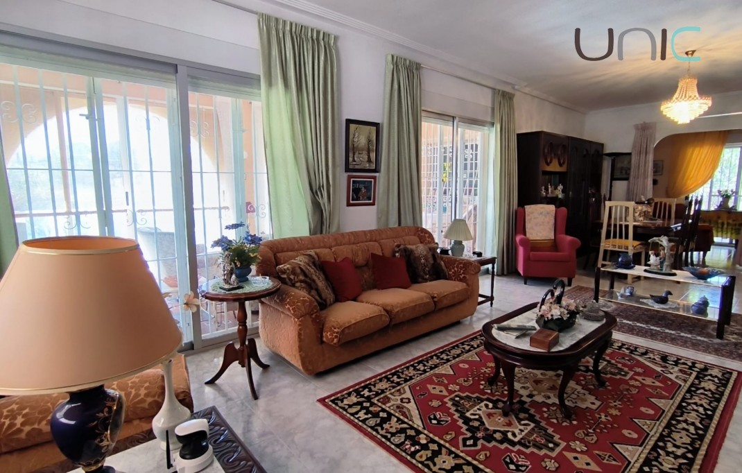 Sale - Villa - La Nucia