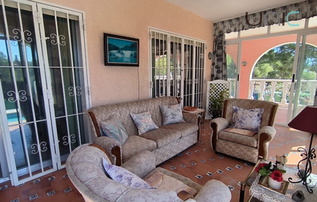 Sale - Villa - La Nucia