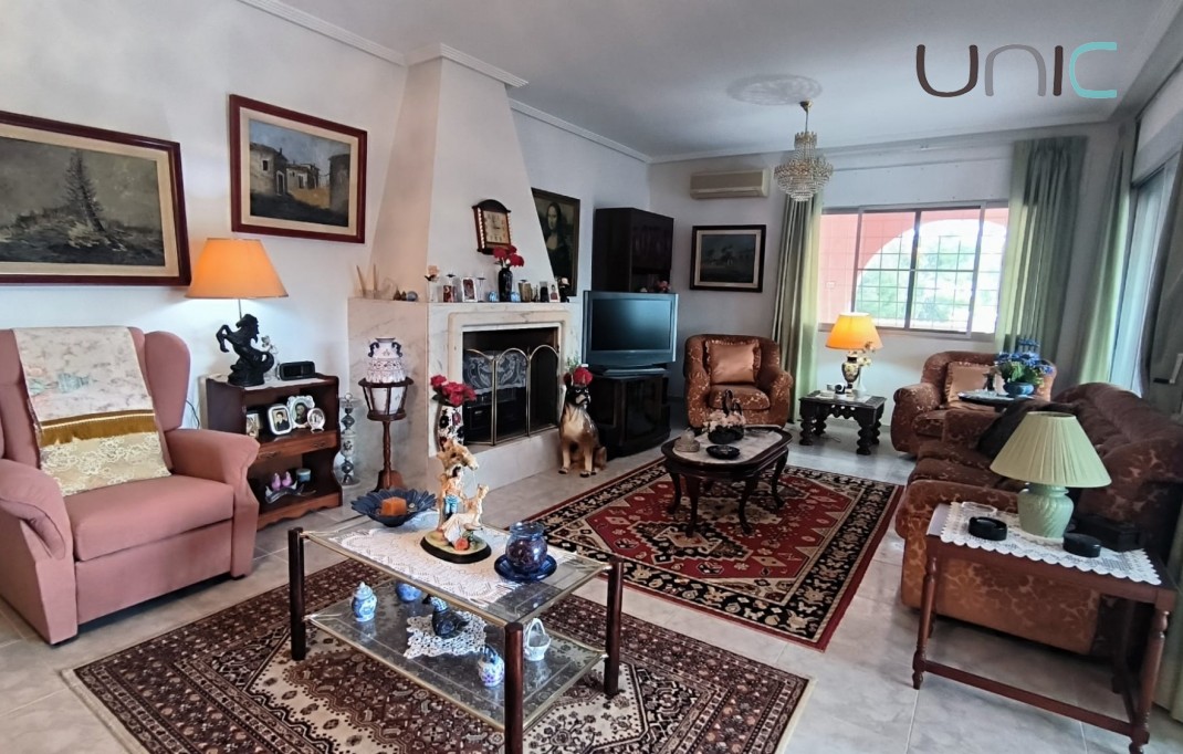Sale - Villa - La Nucia