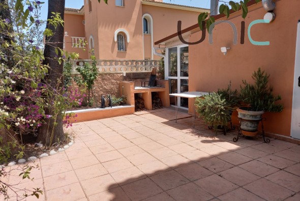 Sale - Villa - Albir