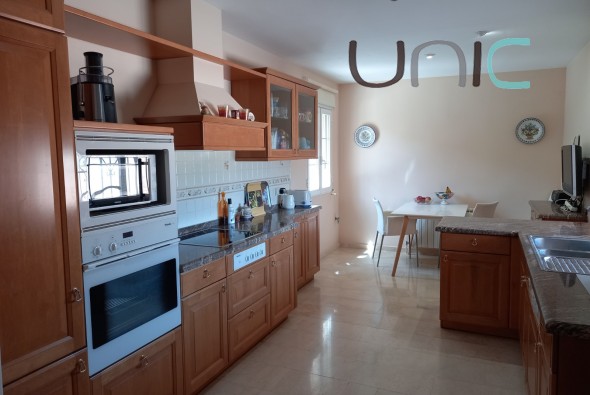 Sale - Villa - Albir