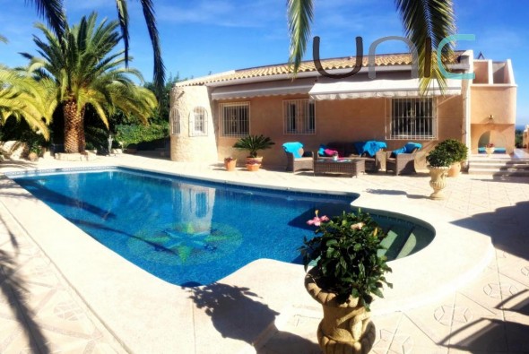 Sale - Villa - Altea